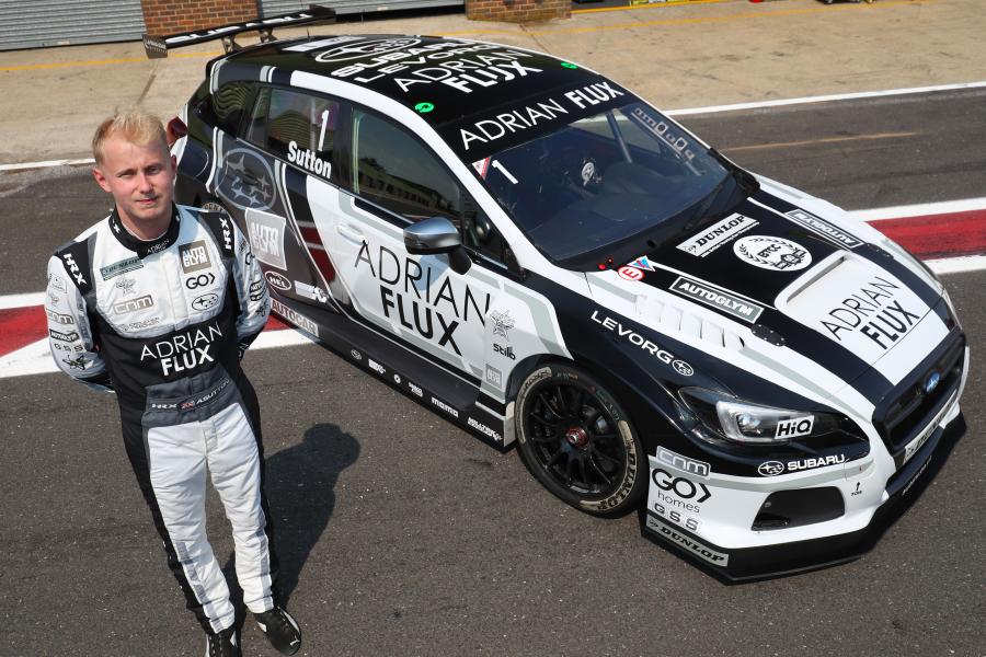  Adrian Flux Subaru Levorg GT BTCC 2016 года  (фото 10 из 32)